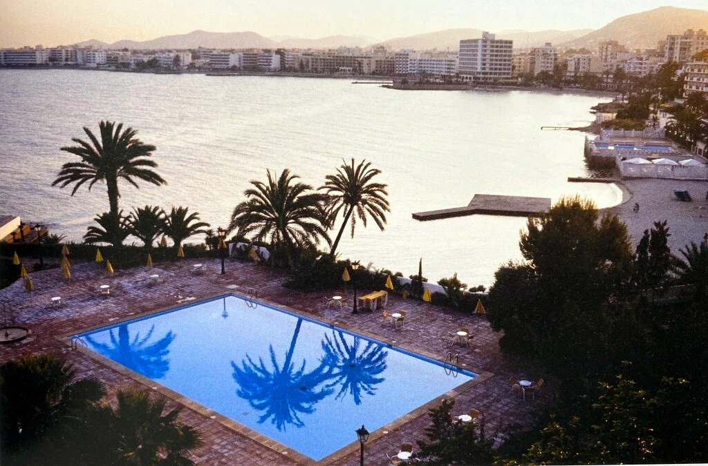 Dave Swindells Ibiza '89 4th Edition - Image 3