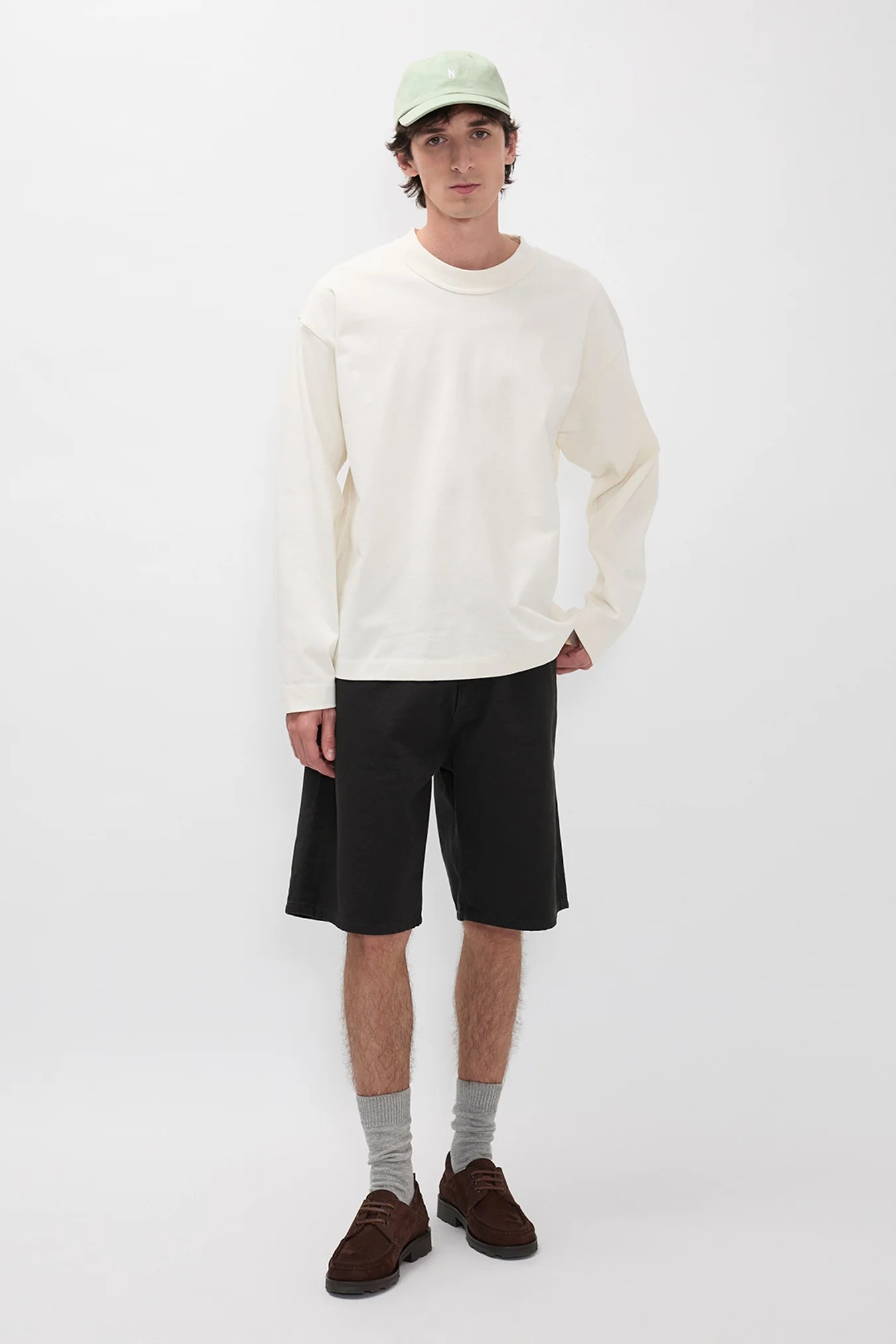 Korshavn Relaxed 5 Pocket Heavy Twill Short - Black - Image 3