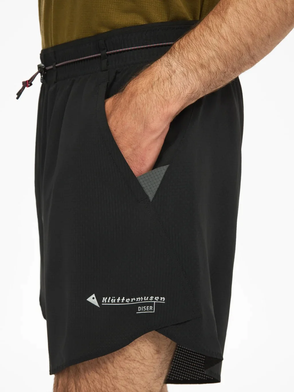 Diser Shorts - Black - Image 5
